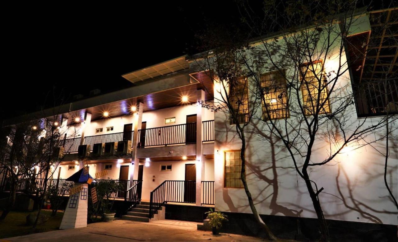 Junyi Landscape Villa 런아이 외부 사진