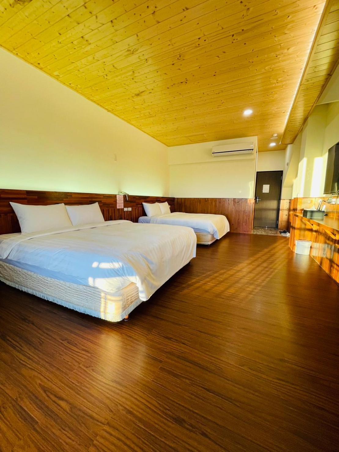 Junyi Landscape Villa 런아이 외부 사진