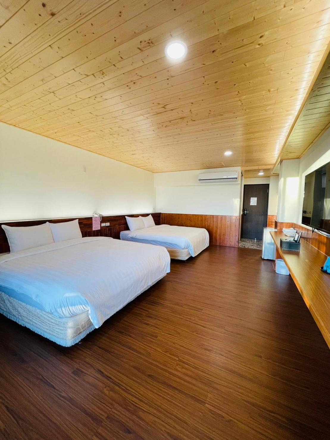 Junyi Landscape Villa 런아이 외부 사진